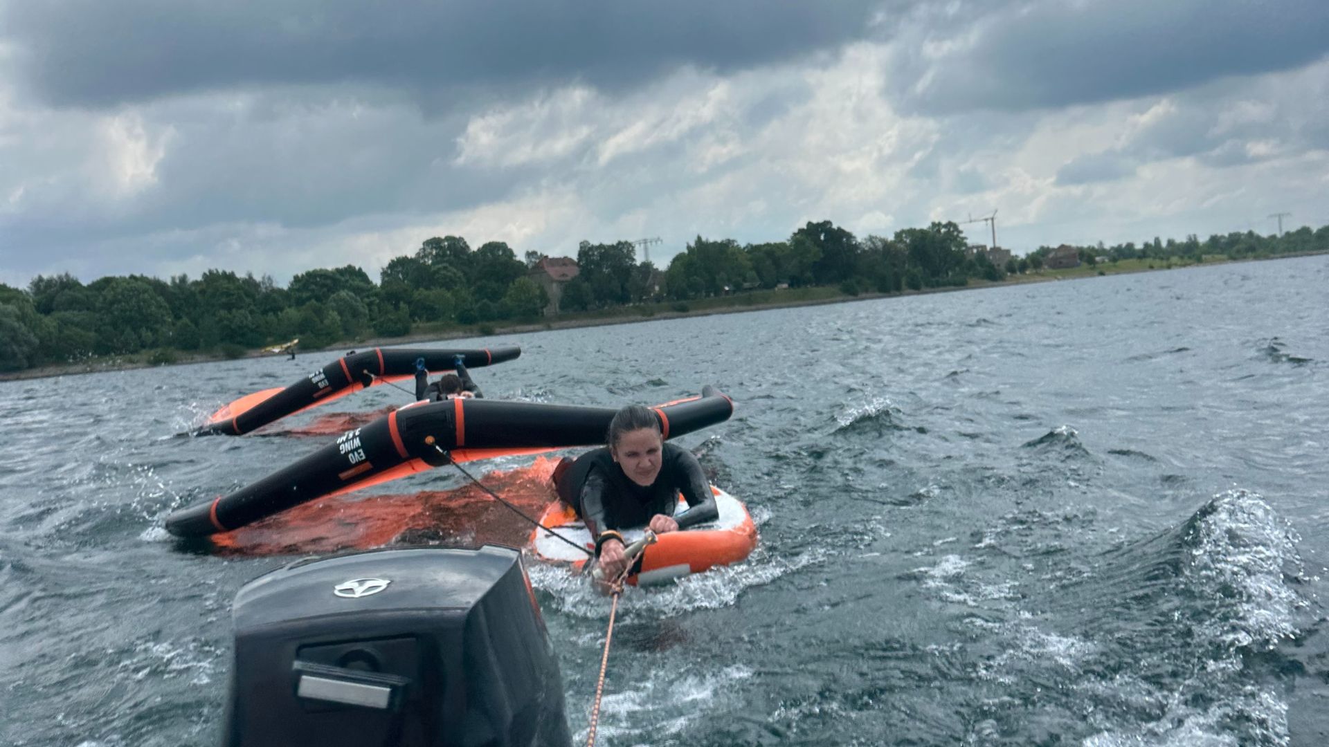 Wing foling kurzy praha  6 tahani